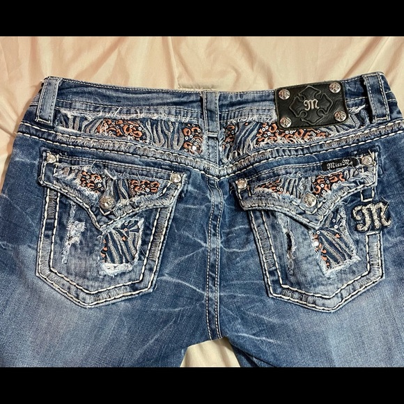 Miss Me. 32. Boot Cut. Super Cute - Picture 4 of 4